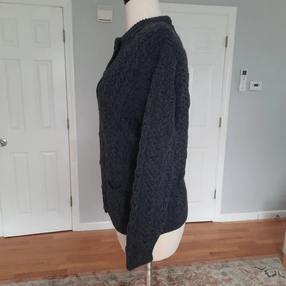 Shannon dark blue wool cardigan. - Picture 3 of 9